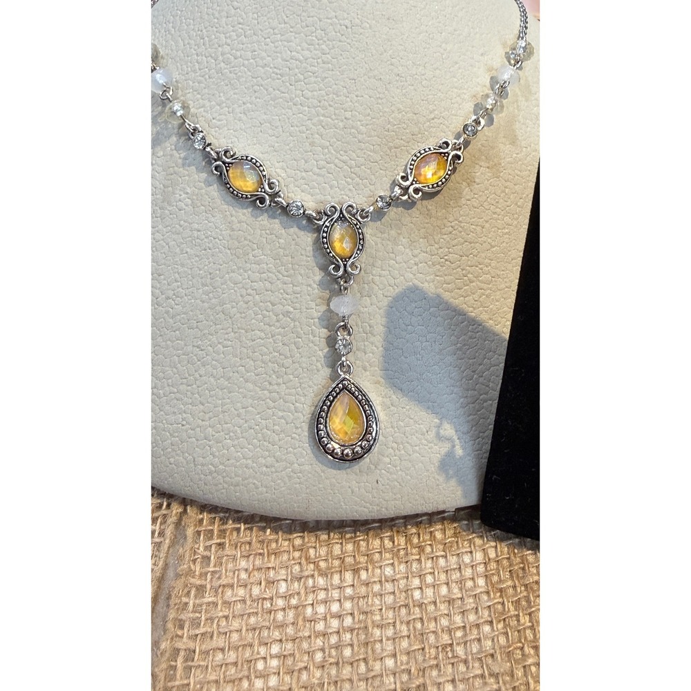 Vintage Avon silver-tone Y-necklace and Pierced earring sets yellow Teardrop - Picture 2 of 11
